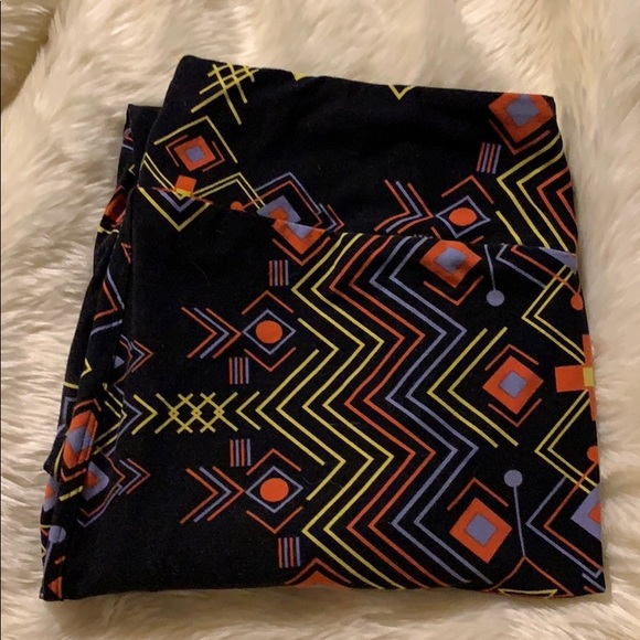 LuLaRoe Pants - LuLaRoe TC Leggings.